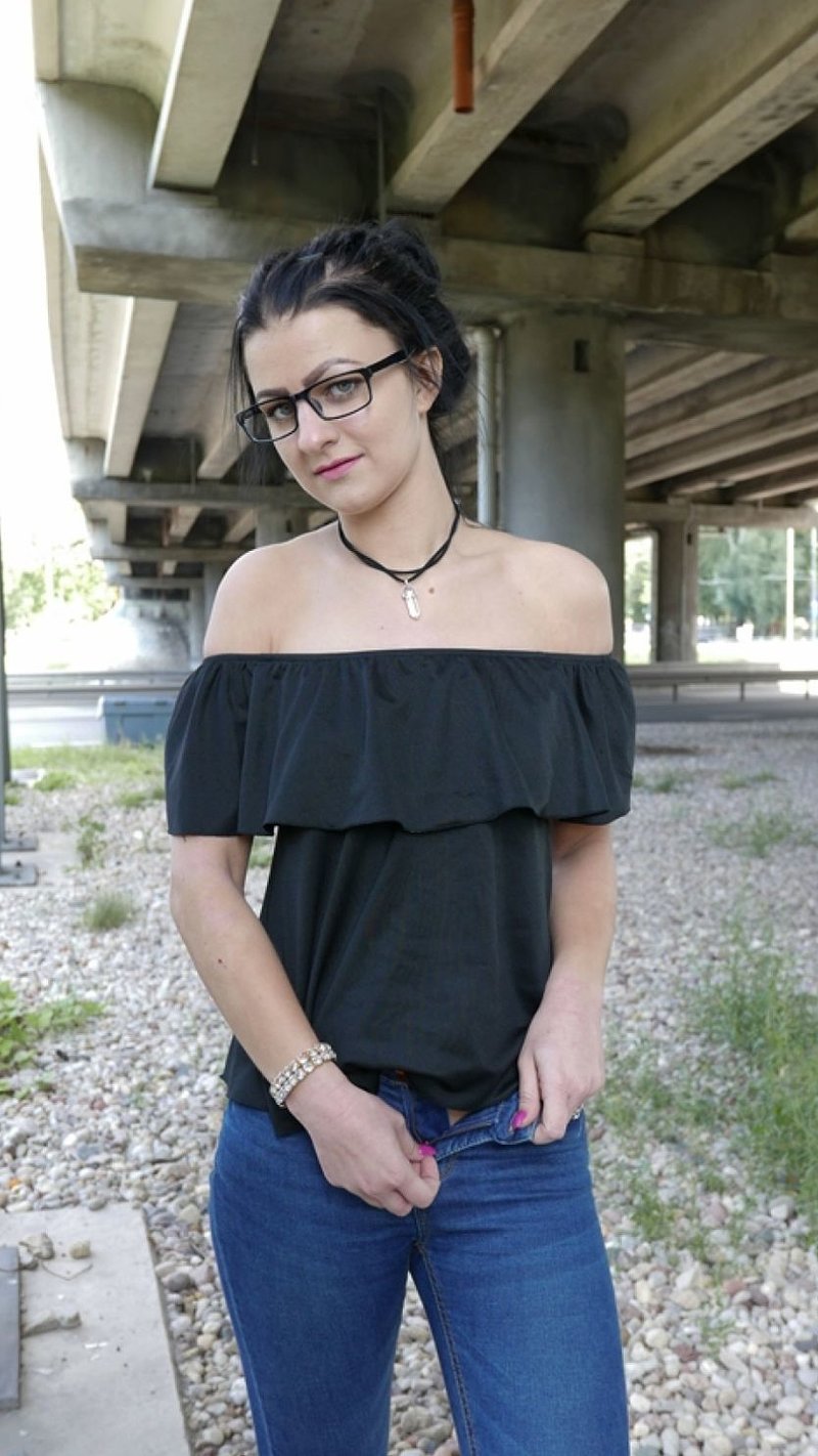 Любка, 24